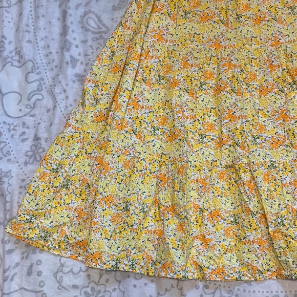 NWT ASOS Influence Floral Tiered Smock Dress Yellow Sz 10 - Picture 2 of 10